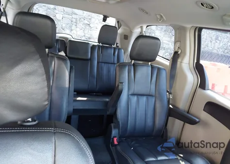 2014 Chrysler Town & Country Touring из США, поврежденный, VIN 2C4RC1BG5ER269574